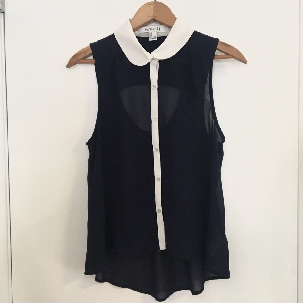 Sleeveless Top w/ Peter Pan Collar & Cut Out Back